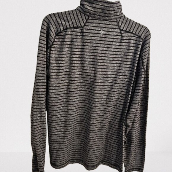 Lululemon Athletica Men's Surge Warm Grey/Black Long Sleeve Half Zip Shirt Large - Picture 13 of 16